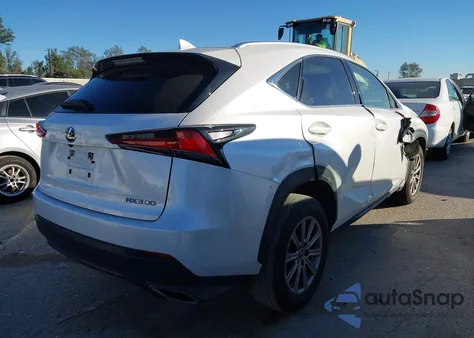 2021 Lexus Nx 300 z USA, uszkodzony, nr VIN JTJDARBZ9M5023961